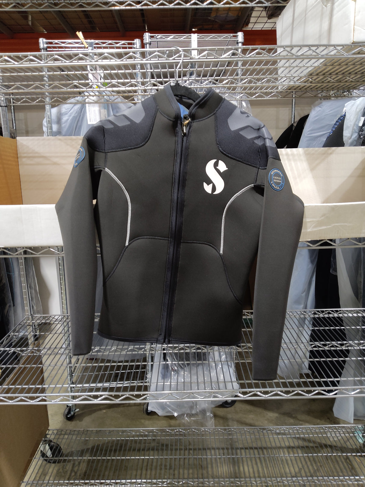 Open Box Scubapro Everflex Yulex Hoodless Vest 3mm Long Sleeve Women's