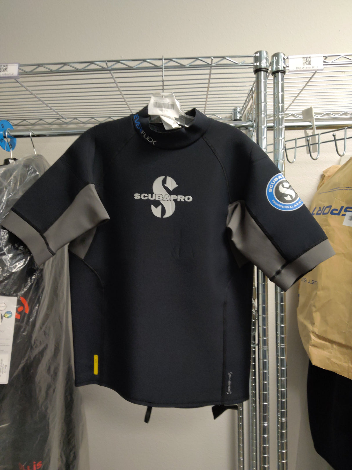 Open Box Scubapro Everflex 1.5 Men's Short Sleeve