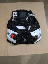 Open Box Scubapro Bella with Air2
