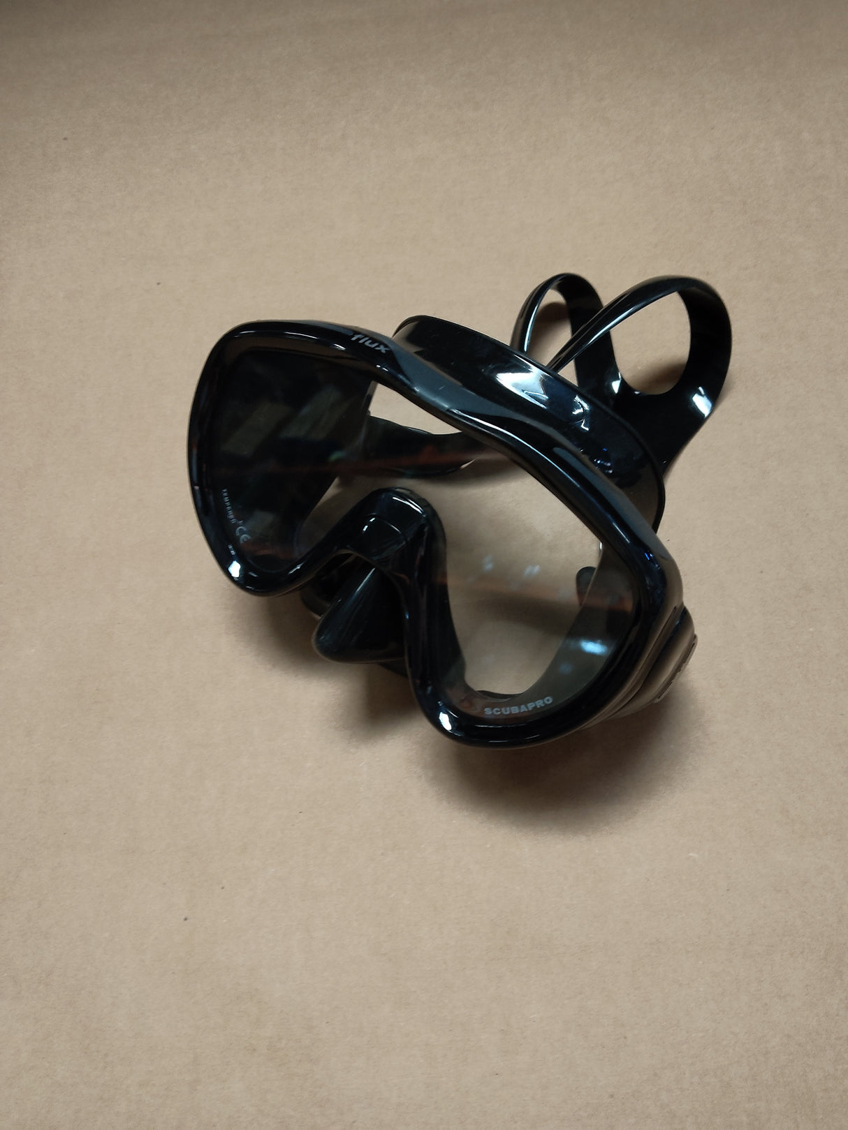Open Box Scubapro Flux Low-Volume Single Lens Scuba Diving Mask