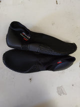 Used Mares Equator 2mm Dive Boots