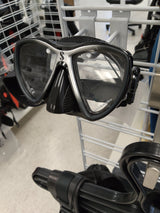 Used Scubapro Synergy Mini Dive Mask w/ Comfort Strap