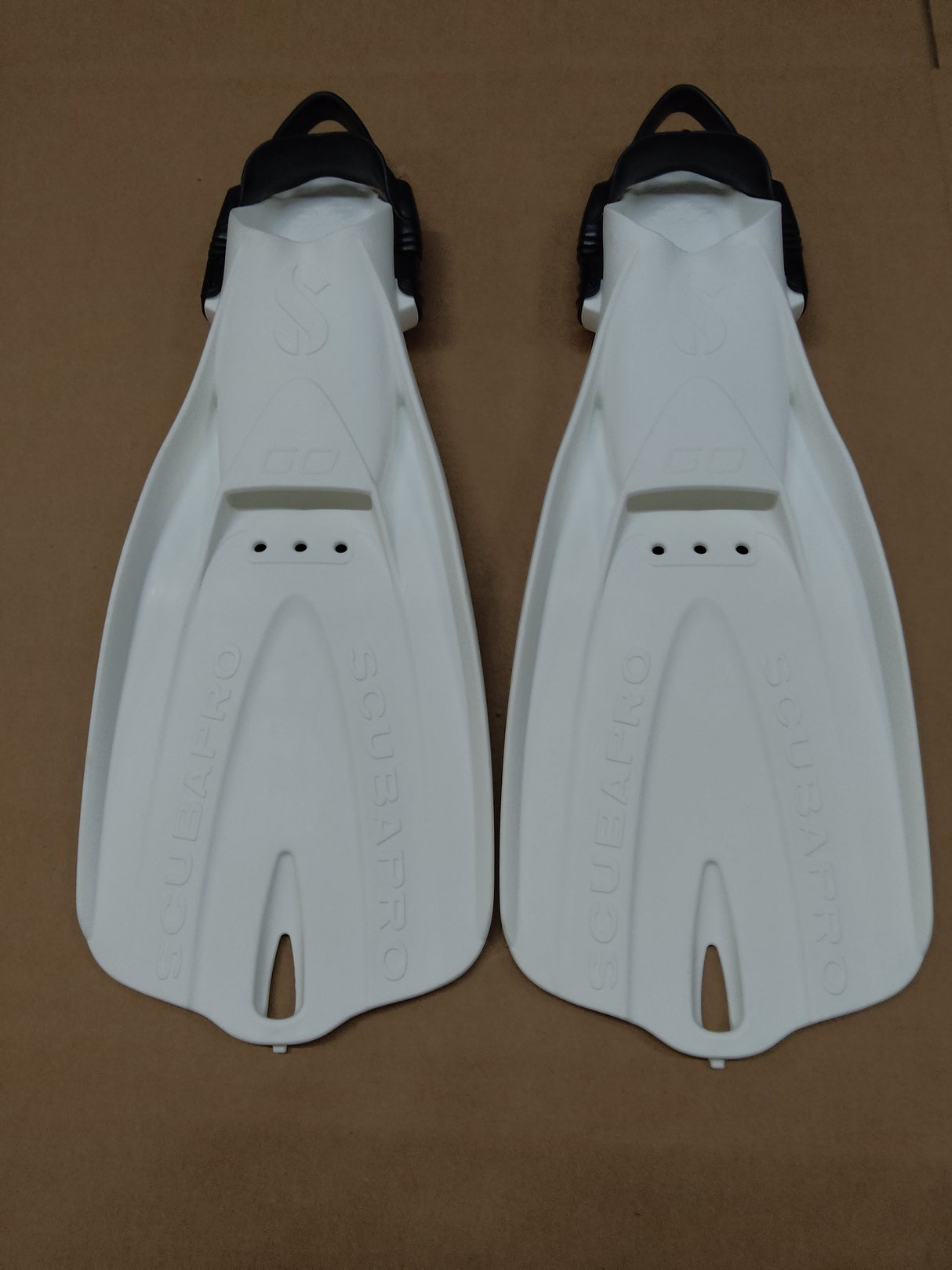 Open Box Scubapro GO Travel Fins