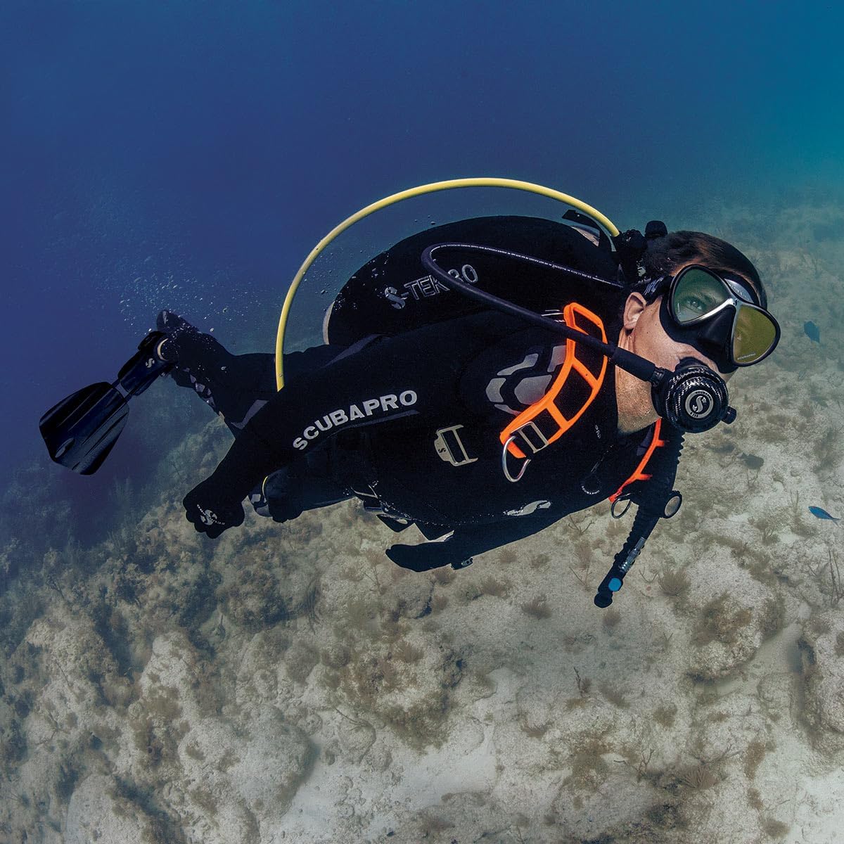 Scubapro S-TEK Donut Wing 40 + S-TEK Pro Harness SS + Back Shoulder Waist Pad-