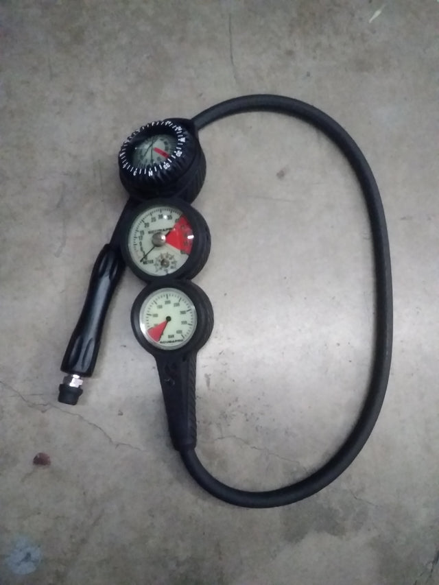 Used Scubapro 3-Gauge In-line Standard Pressure Depth Gauge Compass Console-