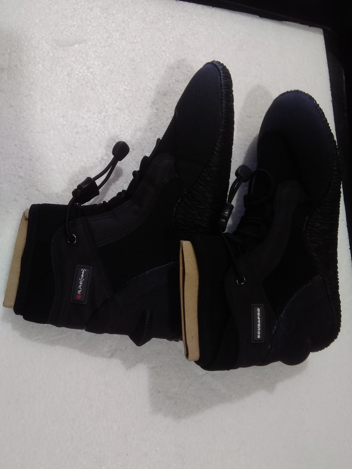 Used Scubapro Alpha Boot 4mm-XS-