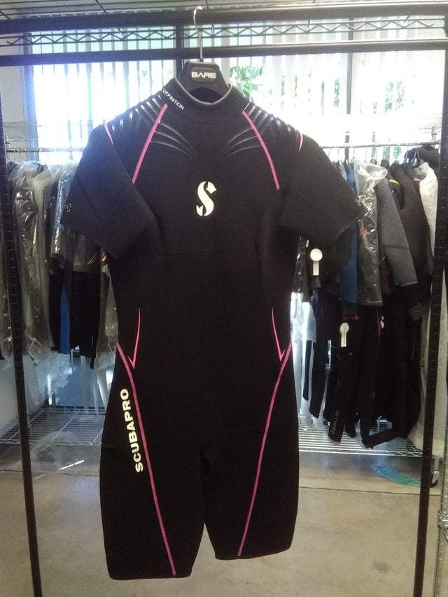 Used Scubapro Definition Shorty 2.5mm Women's-Black/Pink-2XL-