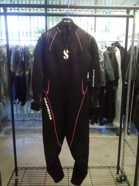 Used Scubapro Definition Steamer 3mm Women's-Black/Pink-XS-