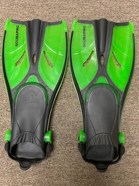 Used Scubapro Dolphin Fins-