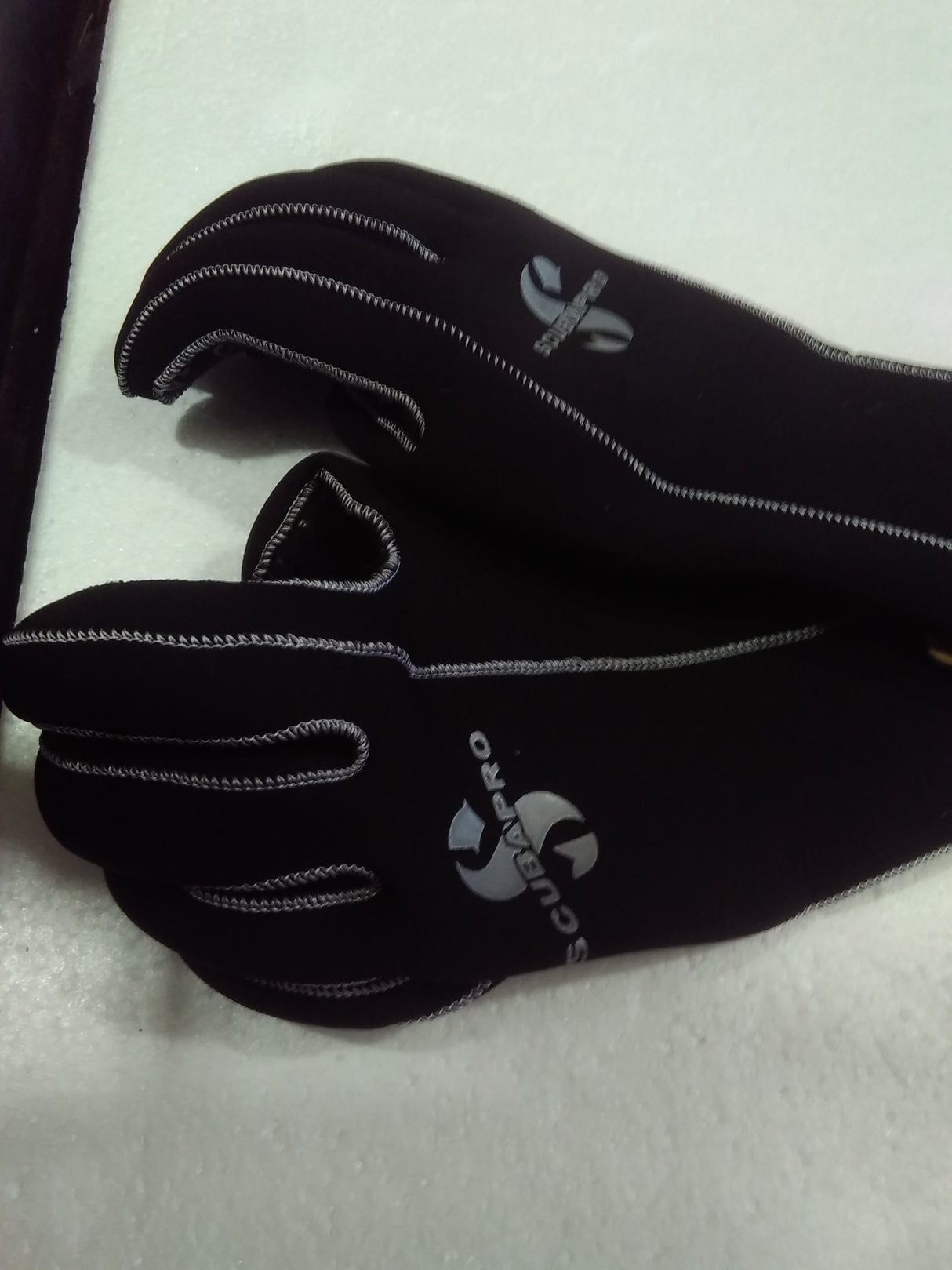 Used Scubapro Everflex 3 mm Glove-Black-2XS-