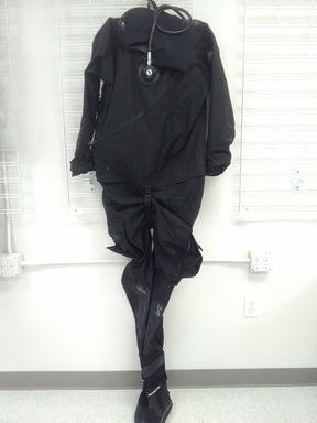 Used Scubapro Evertech Dry Breathable Mens Scuba Diving Drysuit-M-