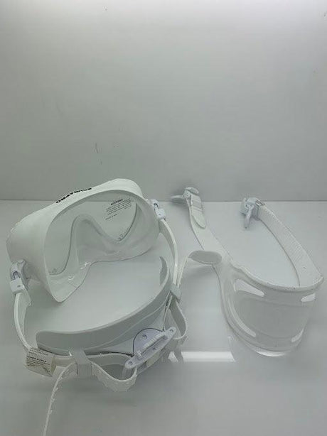Used Scubapro Ghost Dive Mask w/ EZ Strap-