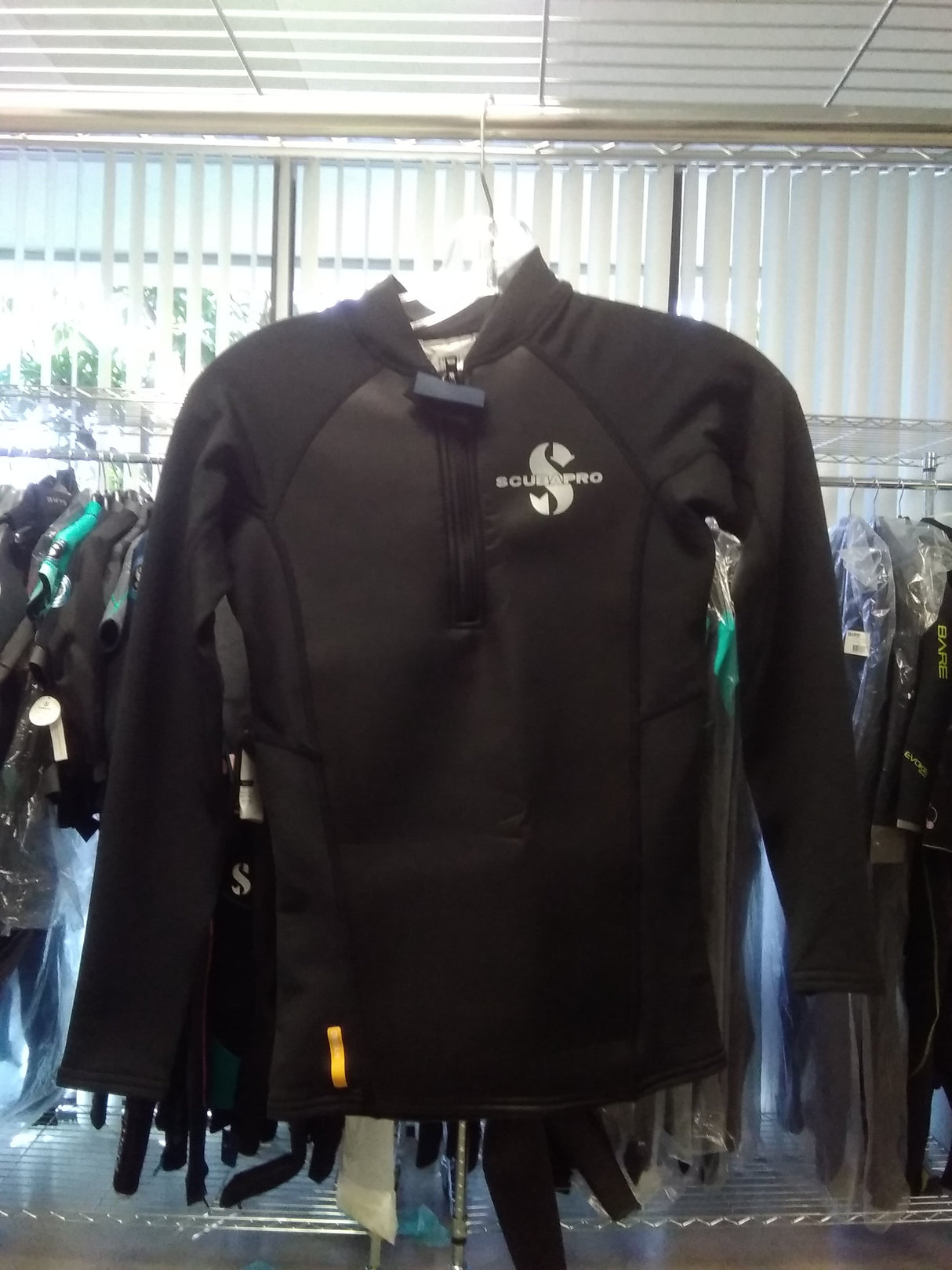 Used Scubapro Hybrid 1 MM Thermal Long Sleeve Womens Top Scuba Diving Wetsuit-XS-