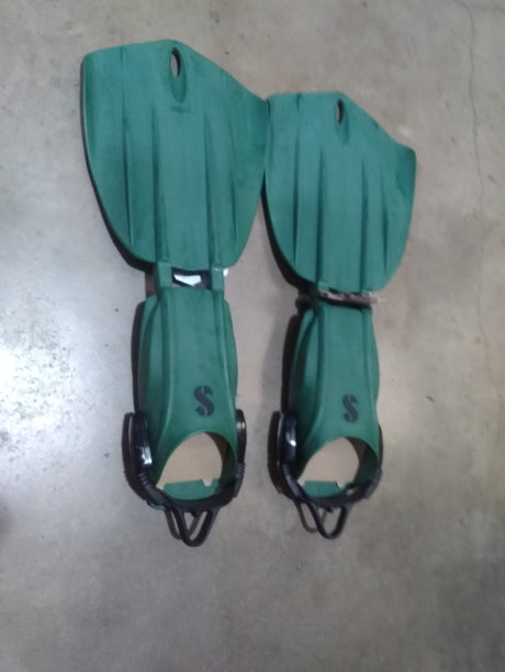 Used Scubapro Seawing Nova Gorilla Fins-Army Green-XS-