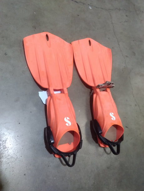Used Scubapro Seawing Nova Gorilla Fins-Orange-S-