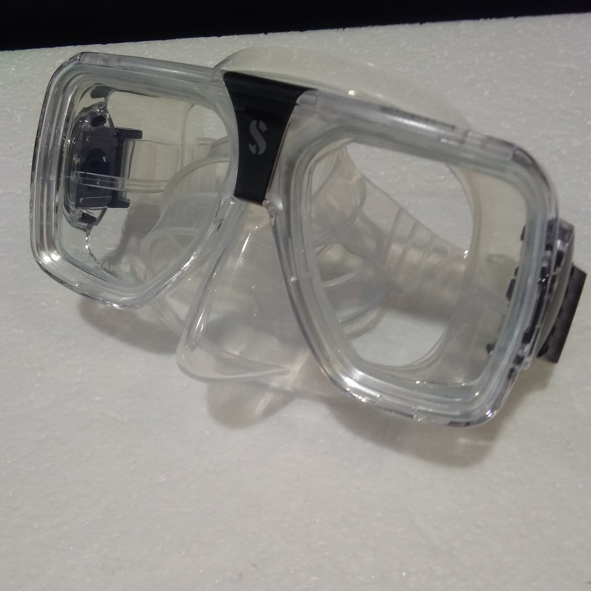 Used Scubapro Solara Dive Mask – DiveCatalog.com