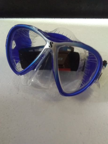Used Scubapro Synergy 2 Twin Mask with comfort strap-Clear/Blue-