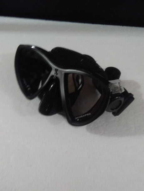 Used Scubapro Synergy Mini Dive Mask with Comfort Strap-Black/Silver Black Skirt-
