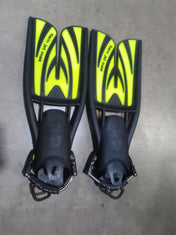 Used Scubapro Twin Jet Max Fin-Black/Yellow-S (6-8)-
