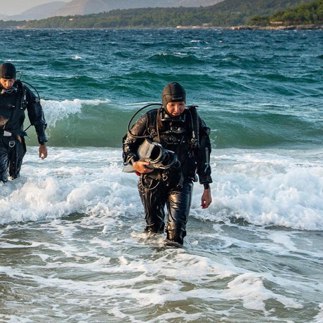 Bare Aqua-Trek 1 Womens Lightweight Travel Pro Drysuit-